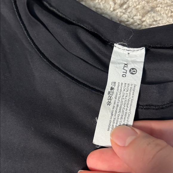 Lululemon Crewneck Cropped T-Shirt Black W3HPQS - Picture 4 of 5